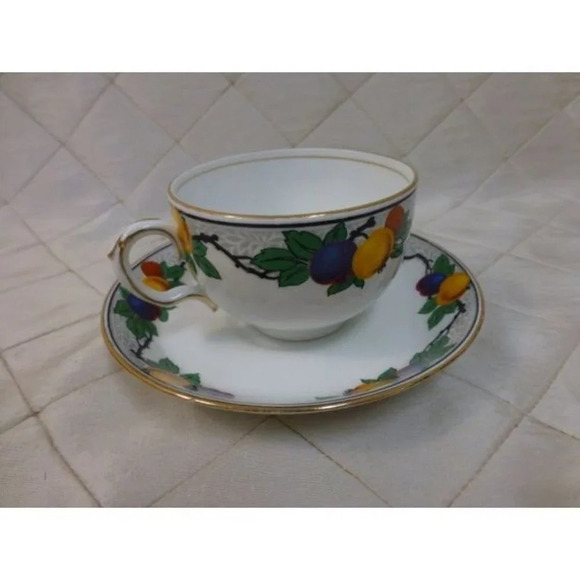 Ye Olde English Grosvenor Teacup and  Saucer - Picture 1 of 9